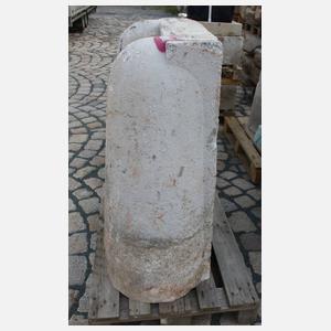 Paar große Granitpoller