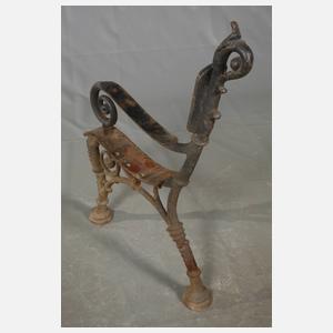 Vier paar prächtige Bankkonsolen