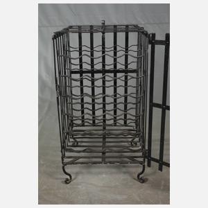 Kleiner Weinkäfig mit Marmorplatte