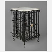 Kleiner Weinkäfig mit Marmorplatte111