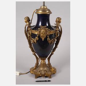 Frankreich übergroßer Lampenfuß