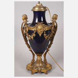 Frankreich übergroßer Lampenfuß