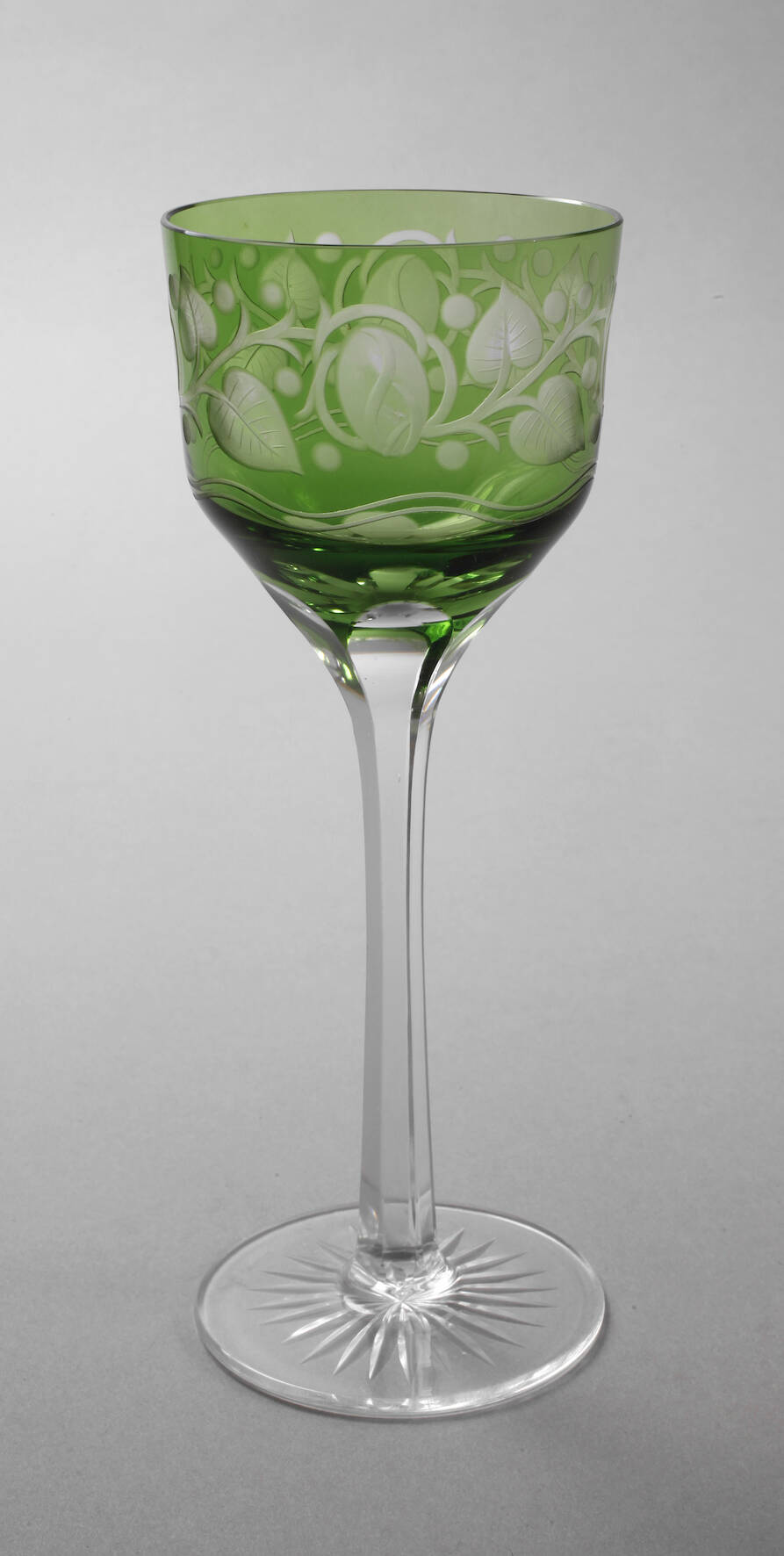 Weinrömer mit Rosenschliff