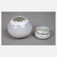 Böhmen Vase und Deckeldose Blumendekor111