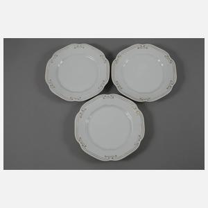 Kaestner Platte und drei Teller Schule Henry van de Velde