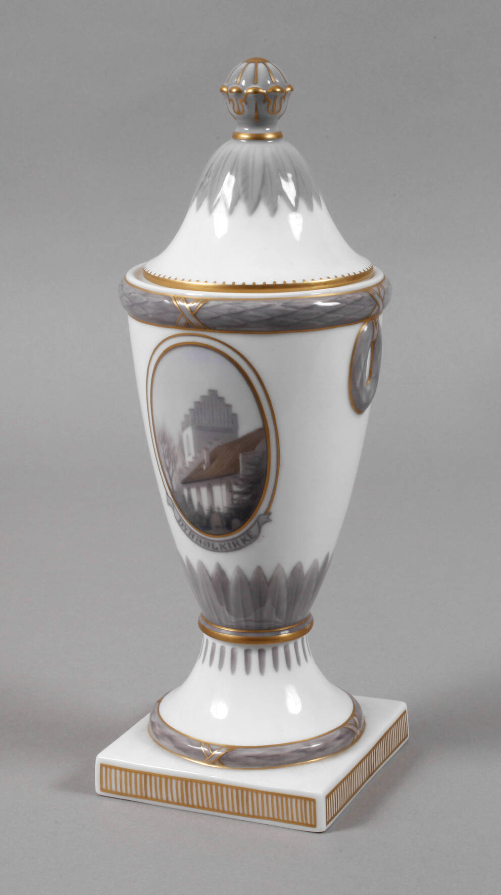 Kopenhagen Deckelvase Kirchenansicht "Dybbøl Kirke"