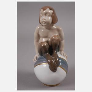 Tettau Faun auf Ball