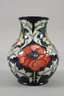 Moorcroft Vase Anemonendekor