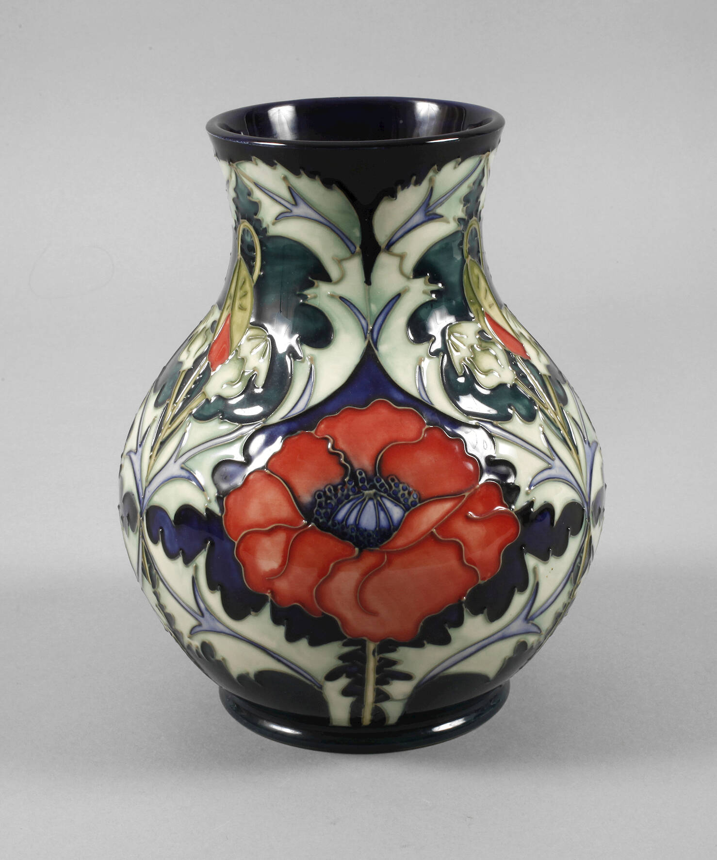 Moorcroft Vase Anemonendekor