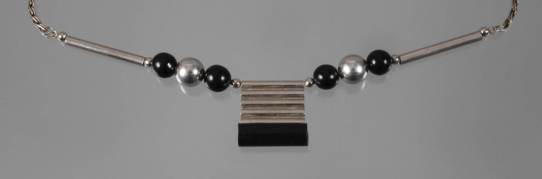 Jakob Bengel Collier