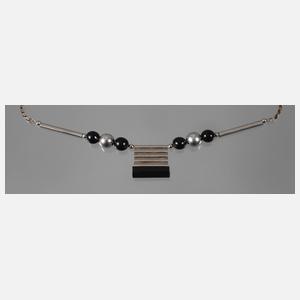 Jakob Bengel Collier