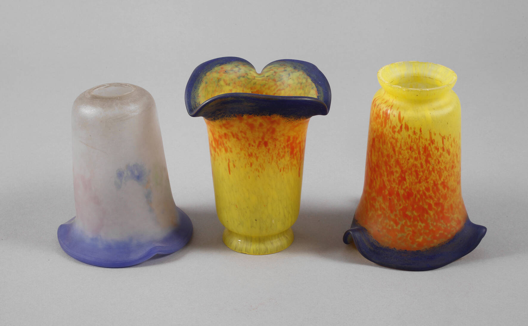 Drei Glasschirme Jugendstil