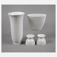 KPM Berlin Paar Leuchter und zwei Vasen111