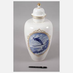 Meissen große Deckelvase Skispringermotiv