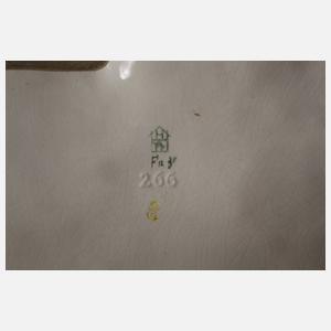 Katzhütte Dame mit Fächer