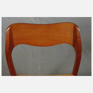 Acht Stühle Niels O. Möller