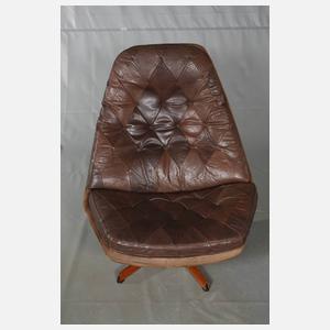 Ledersessel mit Ottomane