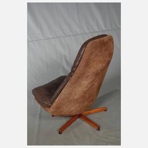 Ledersessel mit Ottomane