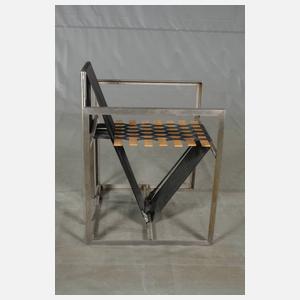 Experimenteller Armlehnsessel