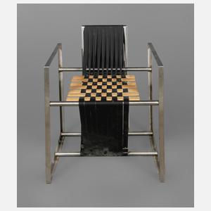 Experimenteller Armlehnsessel