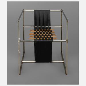 Experimenteller Armlehnsessel