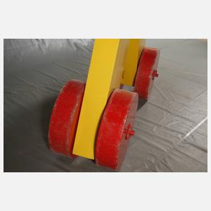 Fritz Schwegler, übergroße abstrakte Installation