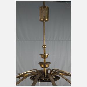 Übergroße Deckenlampe
