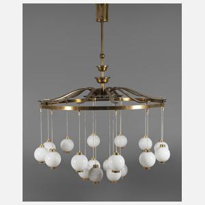 Übergroße Deckenlampe