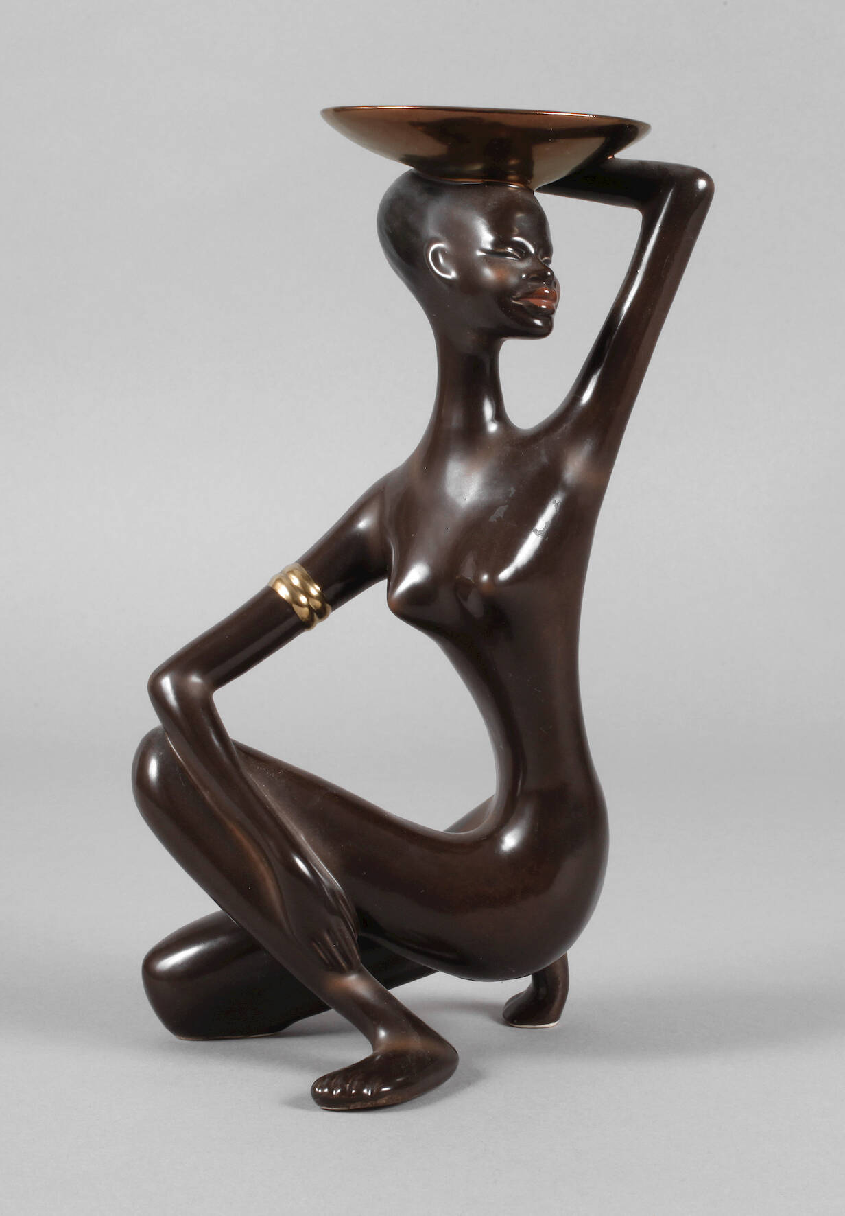 Wilhelm Goebel, Afrikanerin mit Schale