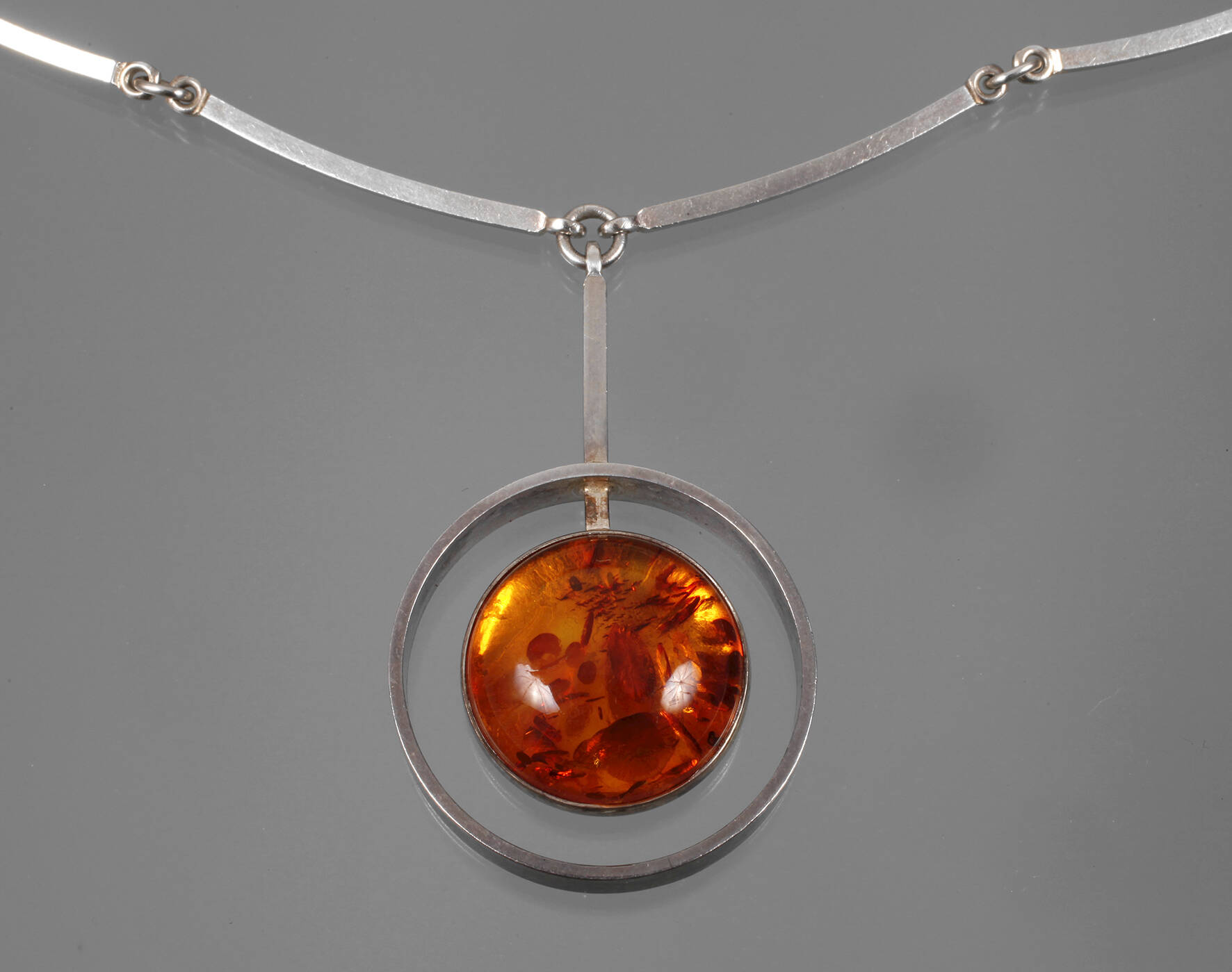 Nils Erik From Designcollier mit Bernstein