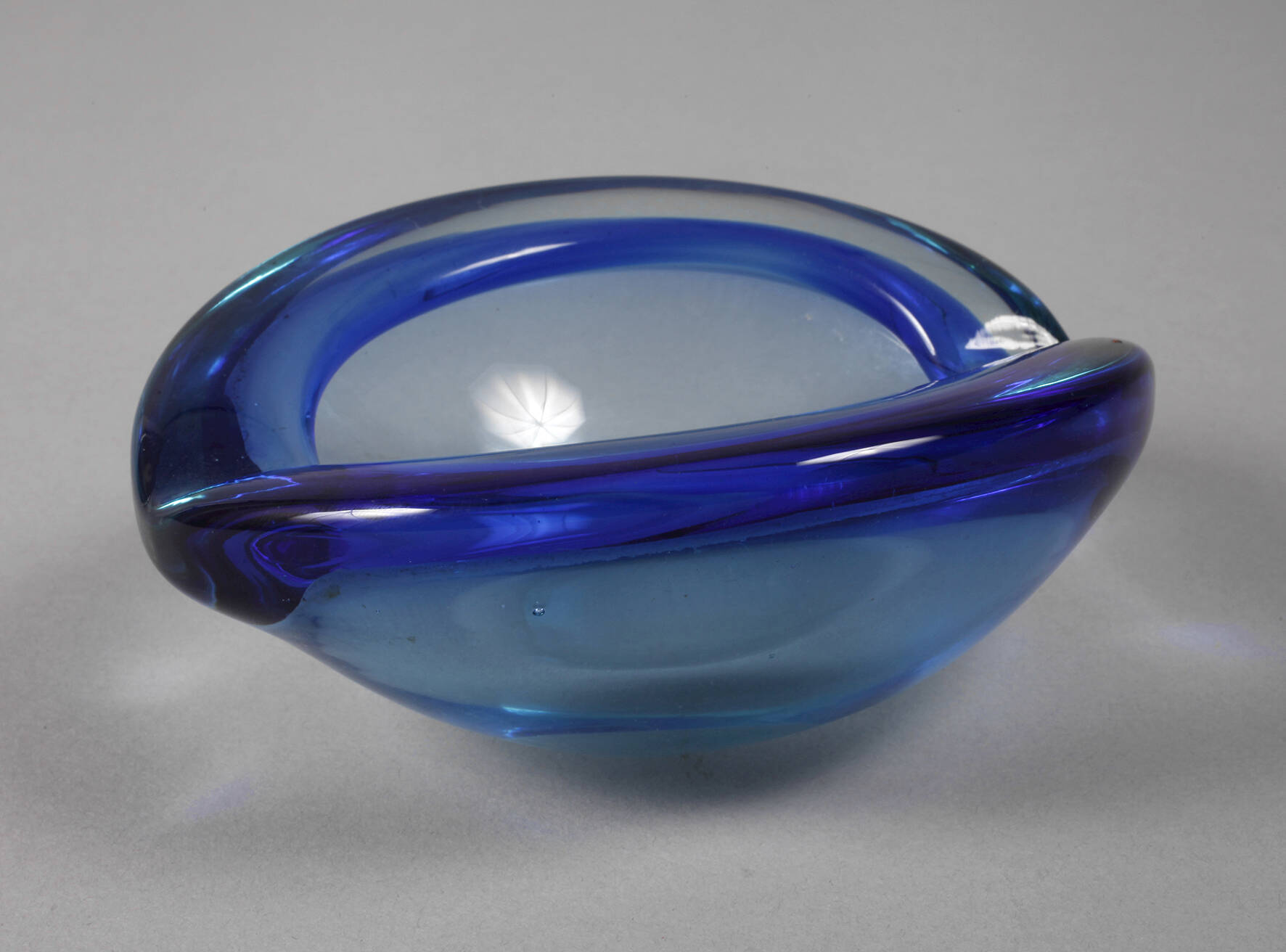 Murano Aschenschale Sommerso