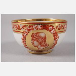 KPM Berlin Mokkatasse mit Camaieumalerei