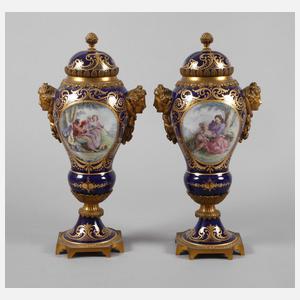 Frankreich Paar Cassoletten mit Bronzemontur