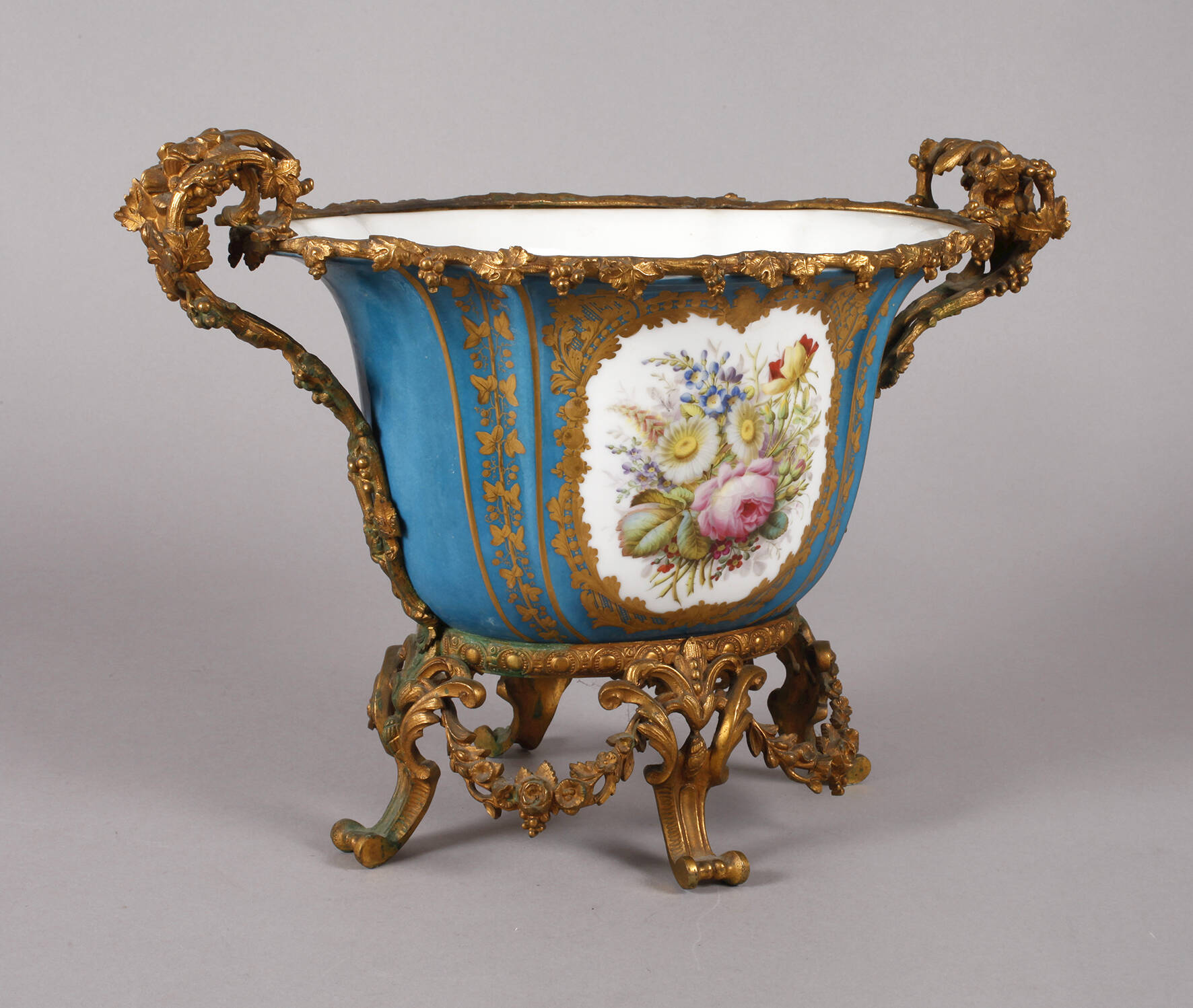 Frankreich prunkvolle Jardiniere mit Bronzemontur