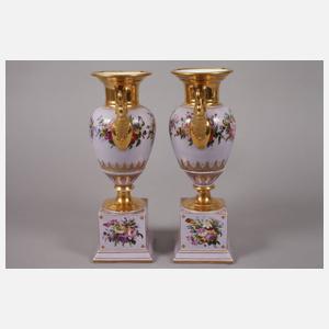 Frankreich Paar Prunkvasen Blumenmalerei