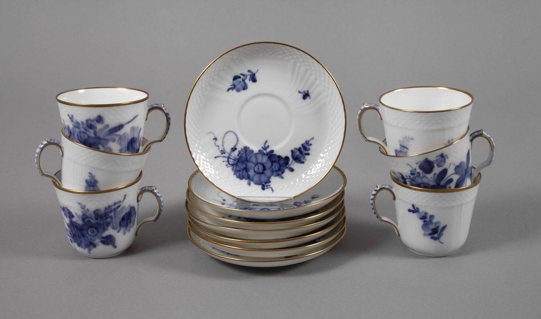 Kopenhagen sechs Mokkatassen "Blaue Blume/Goldrand"