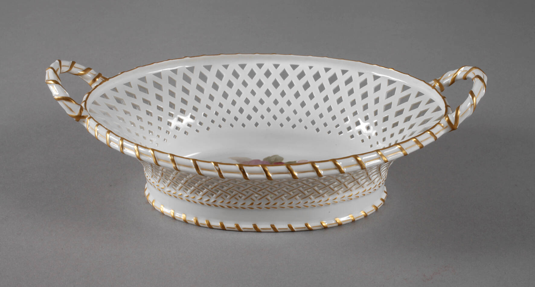 KPM Berlin Henkelkorb "Weichmalerei"