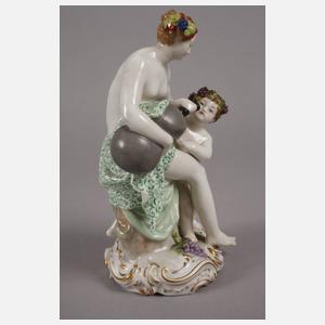 KPM Berlin Bacchantin mit Weinschlauch und Knabe