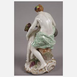 KPM Berlin Bacchantin mit Weinschlauch und Knabe