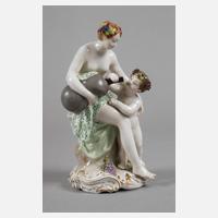 KPM Berlin Bacchantin mit Weinschlauch und Knabe111