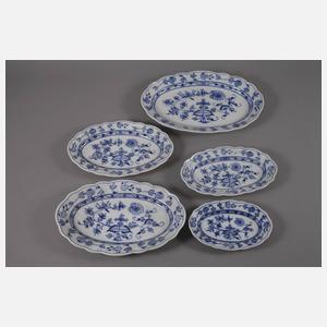 Meißen Teichert Konvolut Teller und Platten Zwiebelmuster