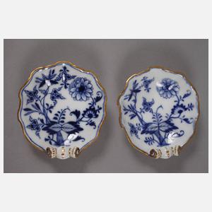 Meissen Paar kleine Muschelschalen "Zwiebelmuster"