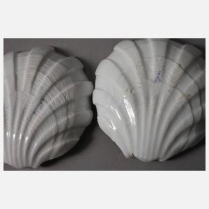 Meissen Paar kleine Muschelschalen "Zwiebelmuster"