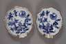Meissen Paar kleine Muschelschalen "Zwiebelmuster"
