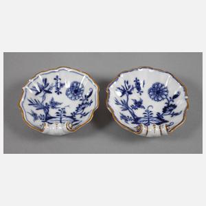 Meissen Paar kleine Muschelschalen "Zwiebelmuster"