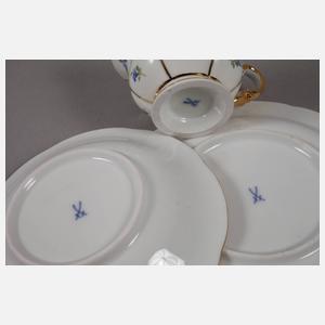 Meissen zwei Mokka-Prunkgedecke