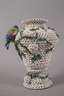 Schneeball-Vase mit Papagei
