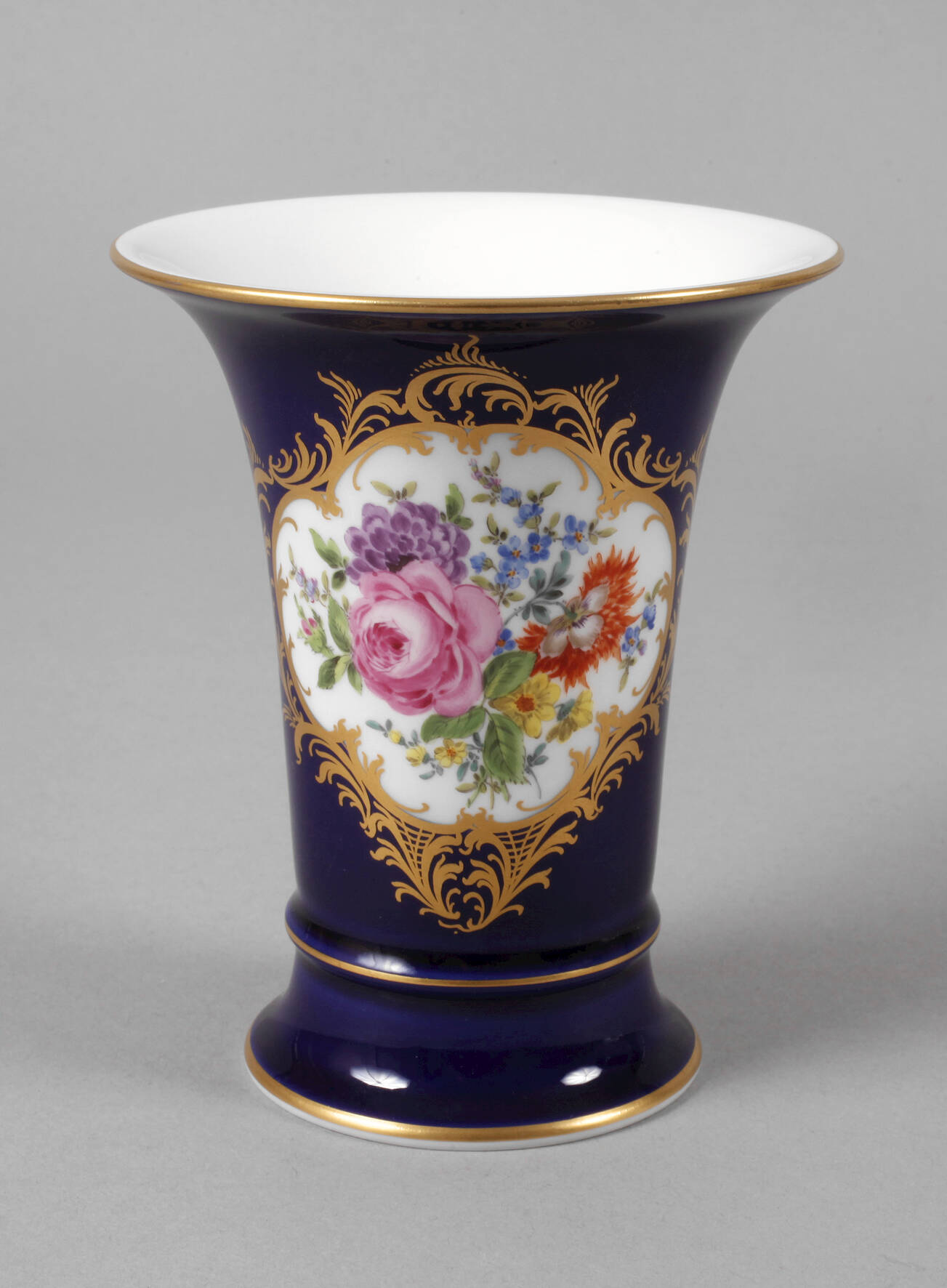 Meissen Trompetenvase "Amsterdamer Art"