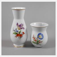 Meissen zwei Vasen Blumenmalerei111