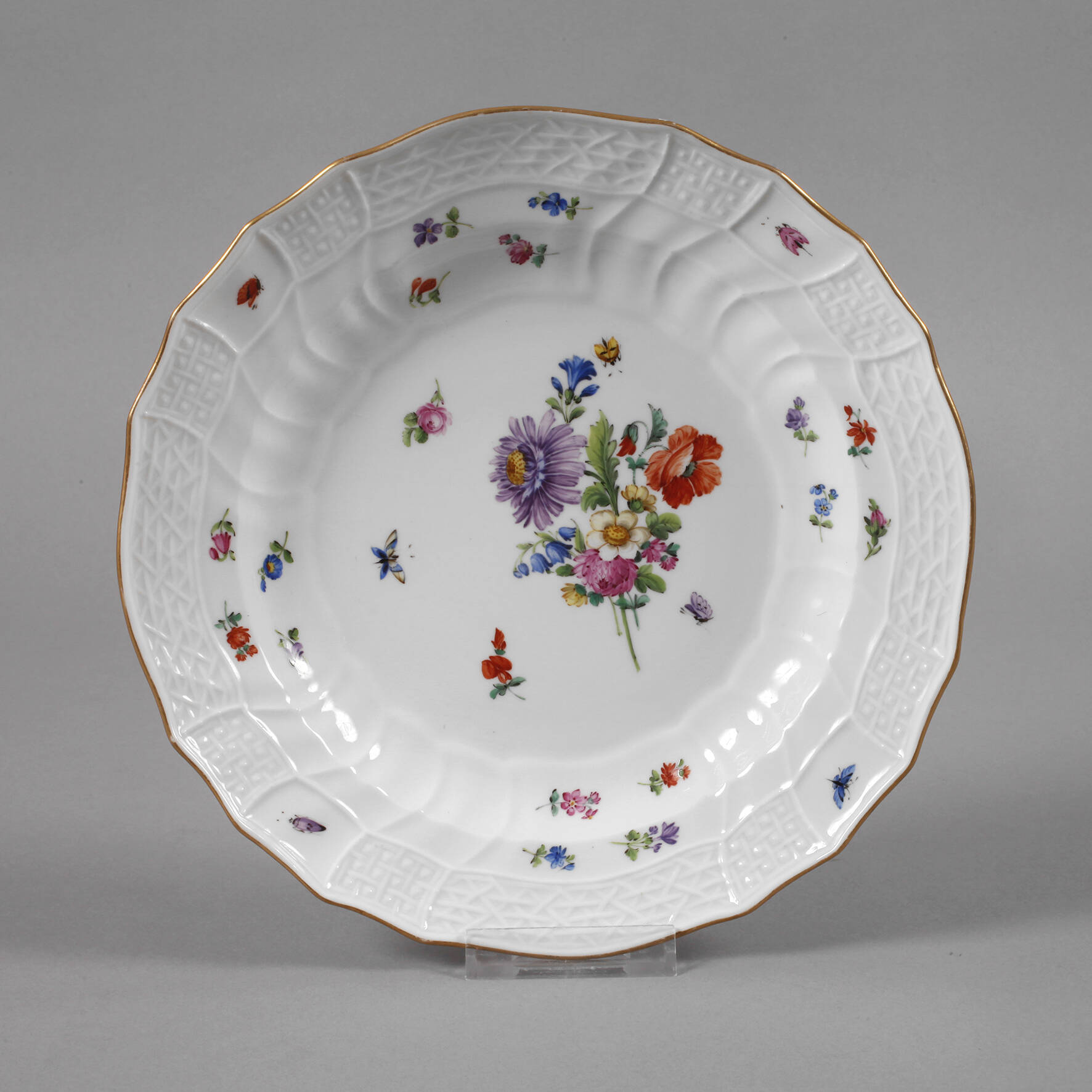 Meissen Suppenteller "Blumen und Insekten"